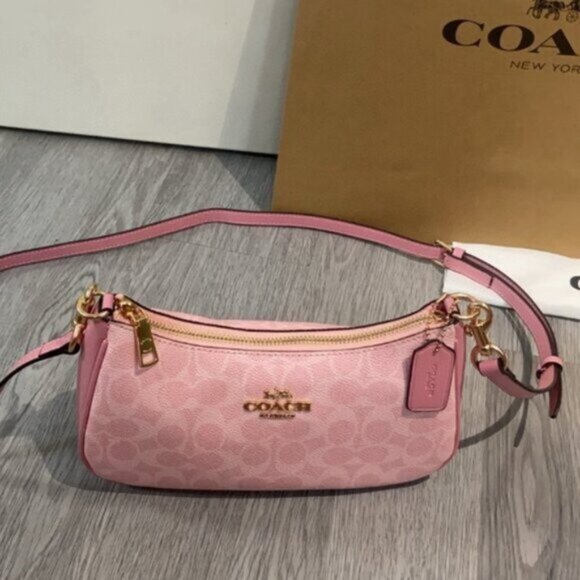 COACH Teri Shoulder Bag In Signature Canvas CV933 Dusty Pink - Picture 4 of 9